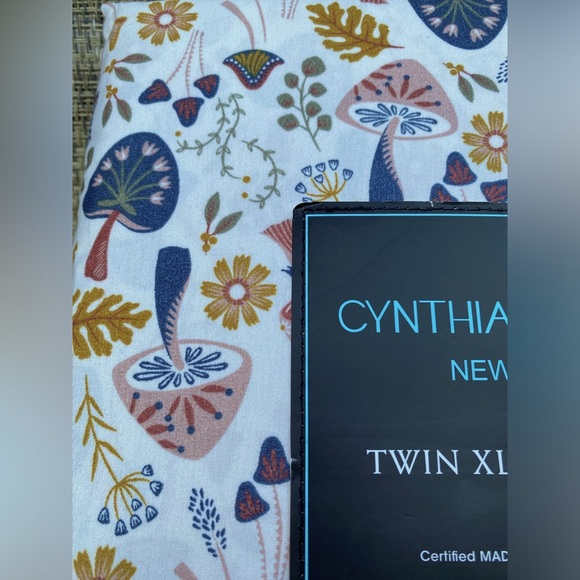 Cynthia Rowley Mushrooms Flowers Cottage Microfiber TWIN XL Sheet Set 3pc - Picture 11 of 11